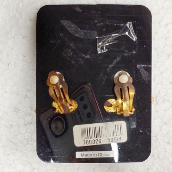 ‎Vintage Senso di Donna Clip Earrings - Picture 2 of 3